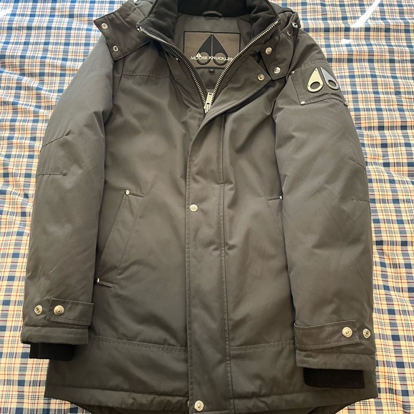 Moose Knuckles Men’s Down Parka - Picture 6 of 10